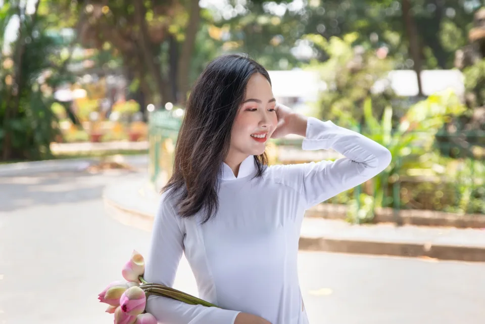 Đi khảo sát khách hàng ngoài chợ